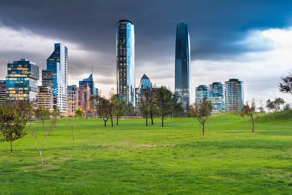 Parque Titanium / Túmulo de la Torre Vigilante